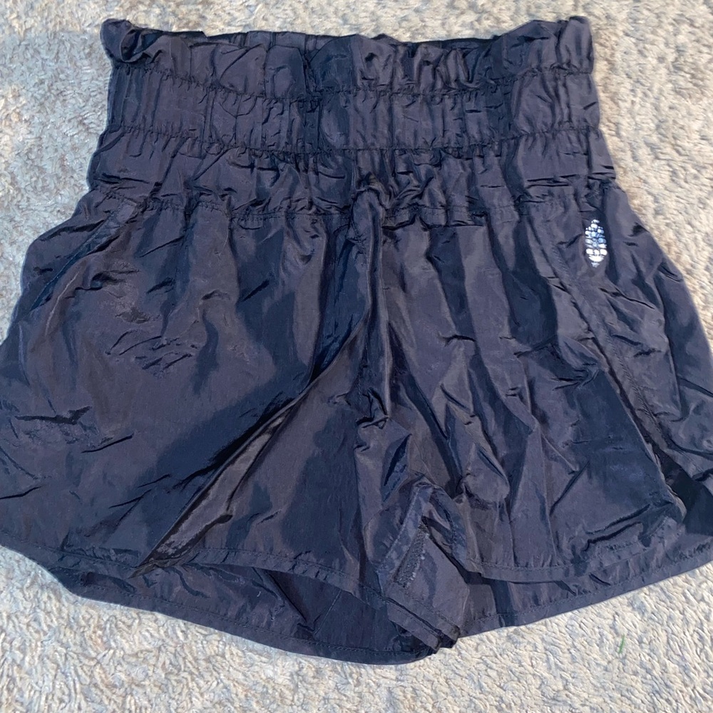 Free People Movement Black Smocked Waist Flowy Shorts Women’s Medium Athletic